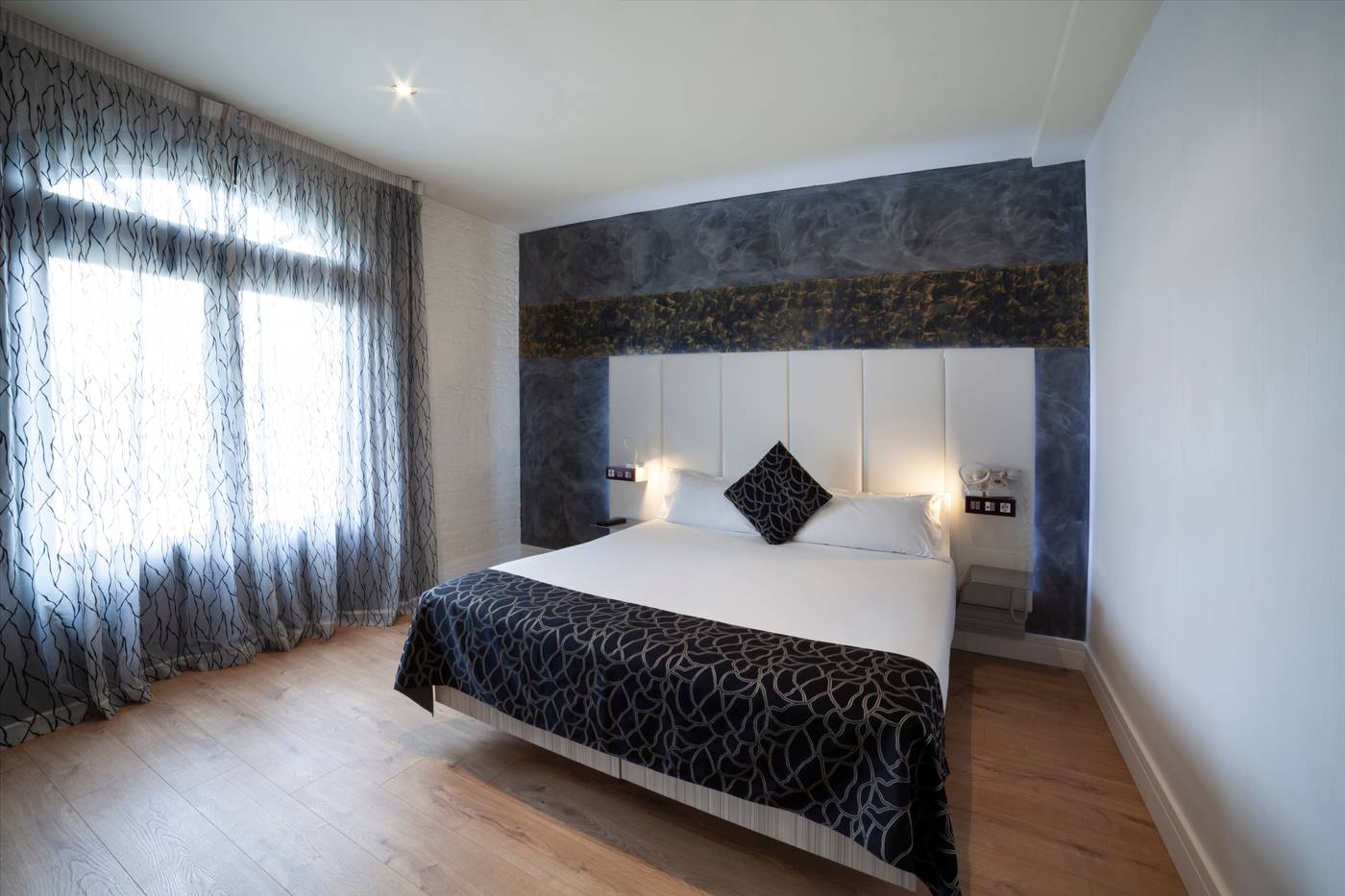 Petit-Palace-Savoy-Alfonso-XII-Room-31