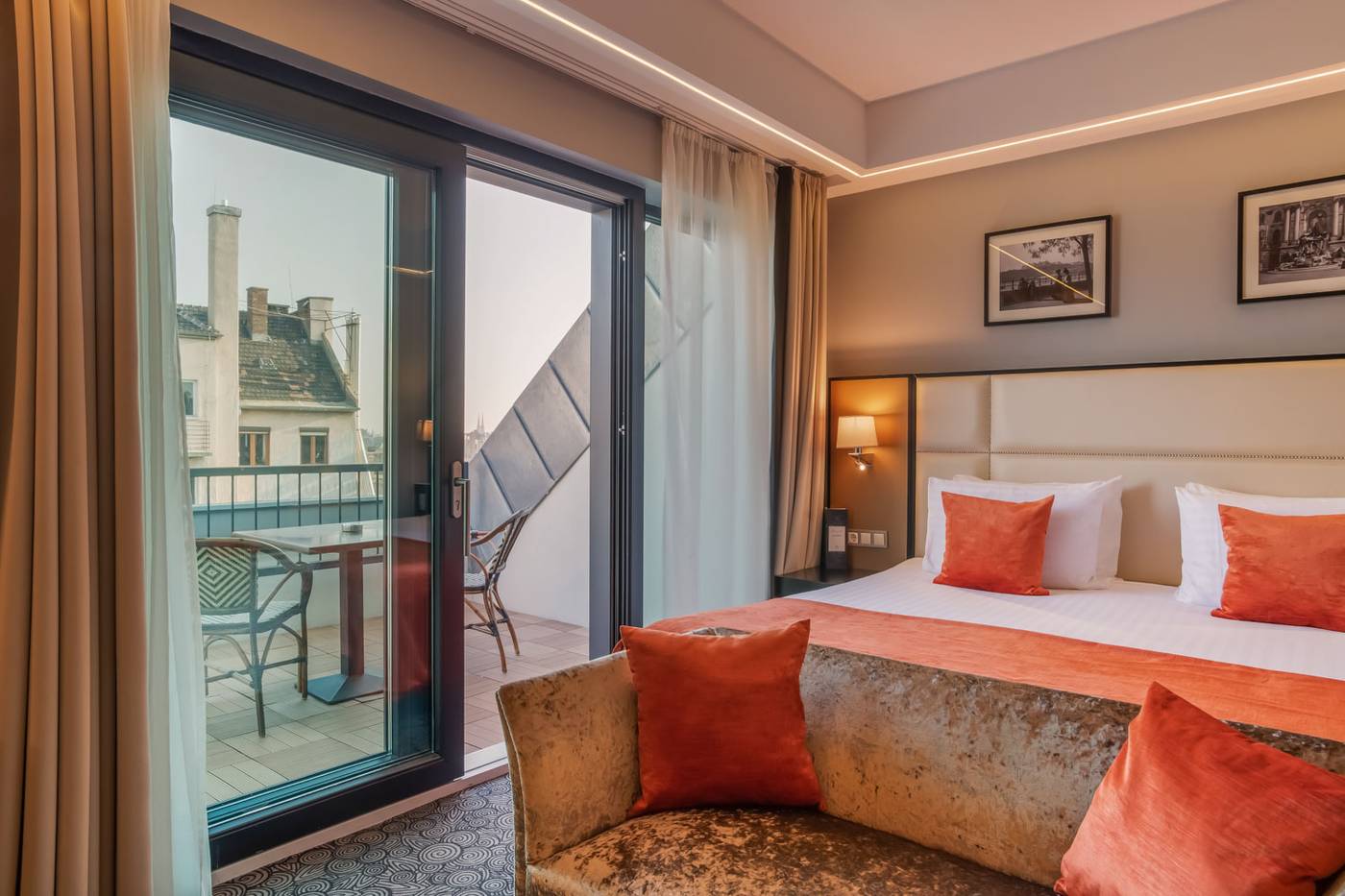 Eurostars-Danube-Budapest-Room-8