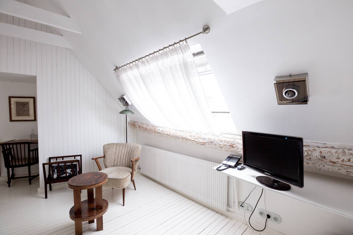 Hotel-du-Temps-Room-2