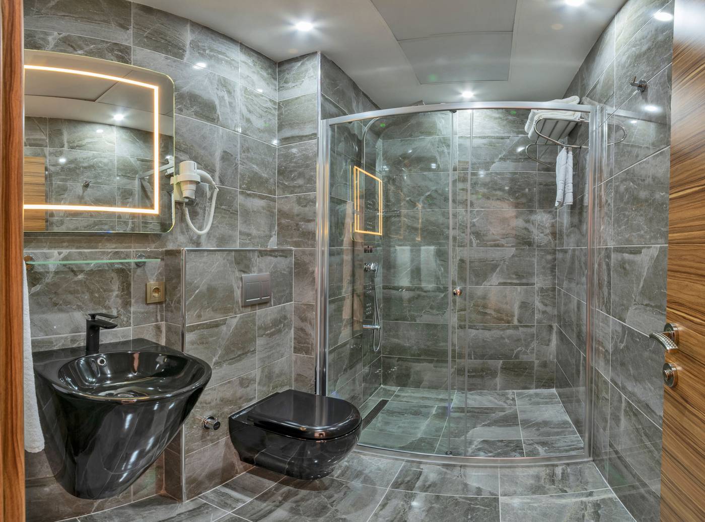 La-Wisteria-Boutique-Hotel-Room-38