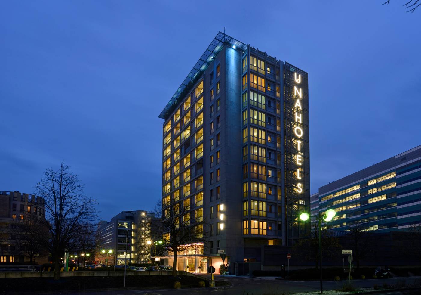 Unahotels-The-One-Milano-General-view-11