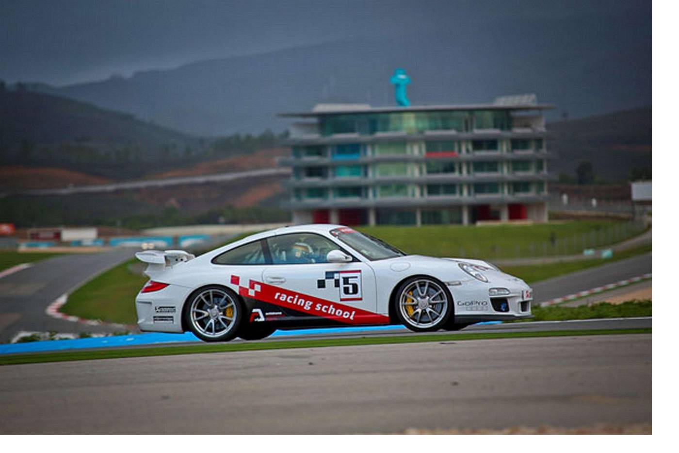 Jupiter-Marina-Hotel---Couples---Spa--Adults-Only--Sports-and-Entertainment-24