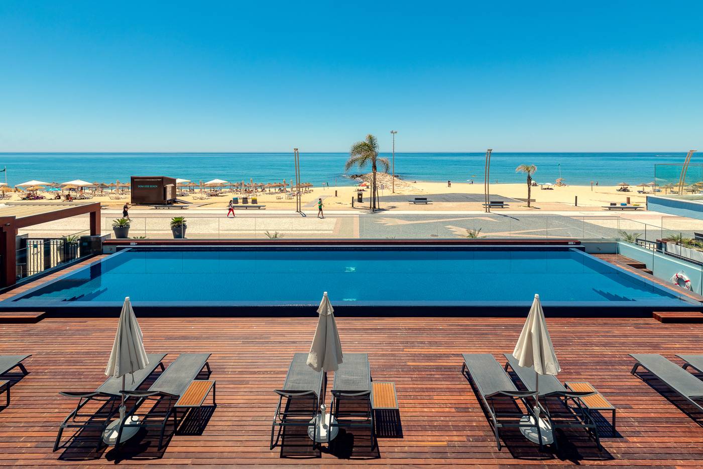 Dom-Jose-Beach-Hotel-Pool-68