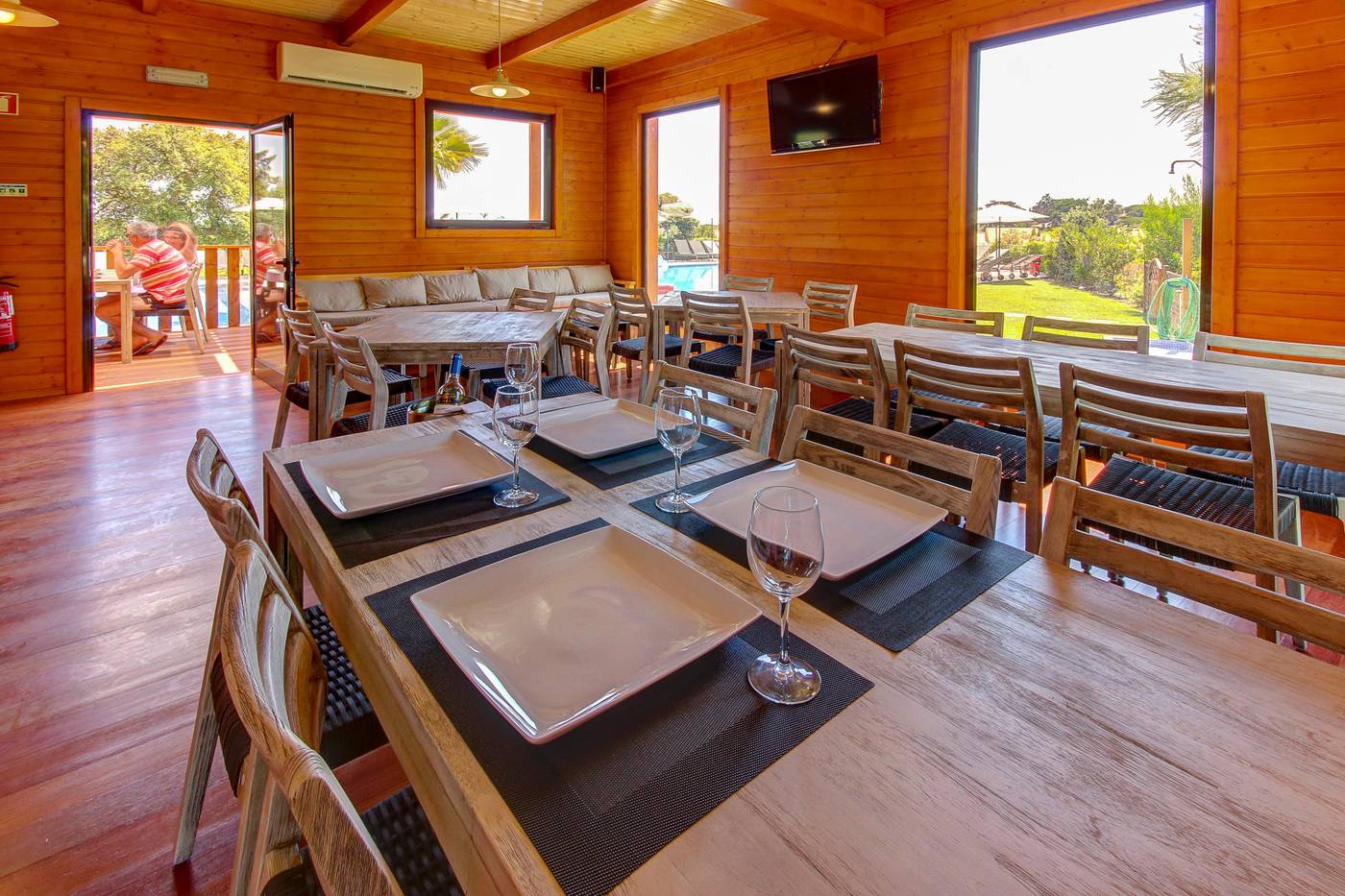 Pinheiros-da-Balaia-Restaurant-26