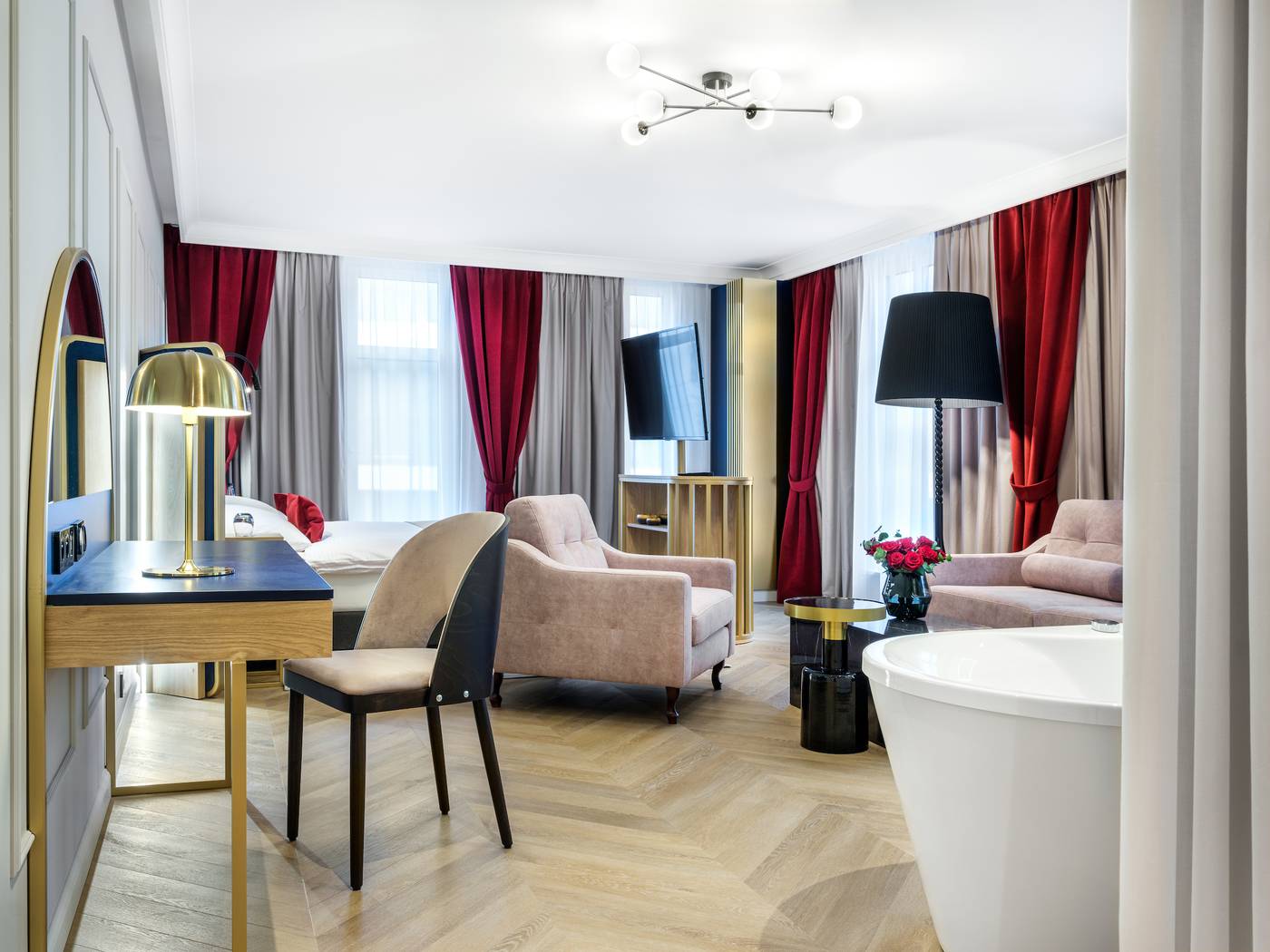 Hotel-Golden-Queen-Room-21