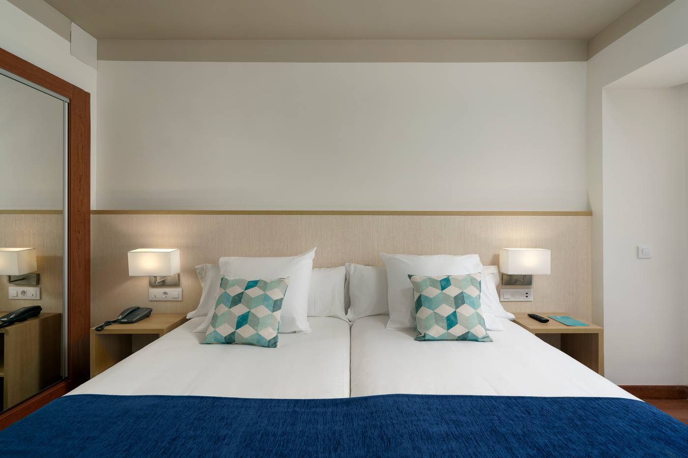 AluaSoul-Costa-Malaga-adults-reccommended-Room-35
