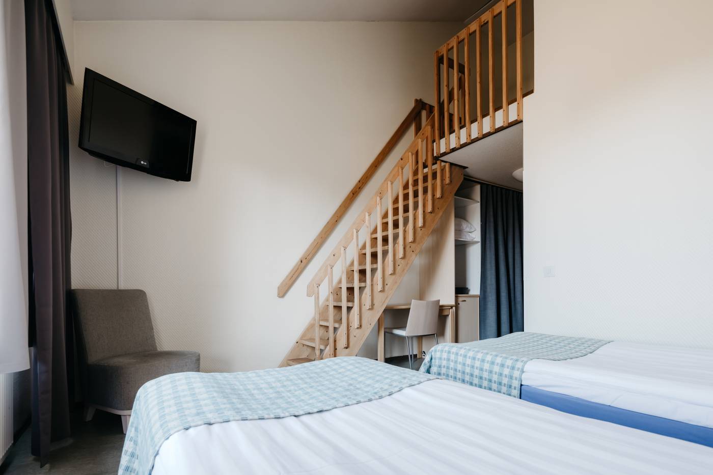 Lapland Hotels Yllaeskaltio-Finland-ÄKÄSLOMPOLO-Room-10