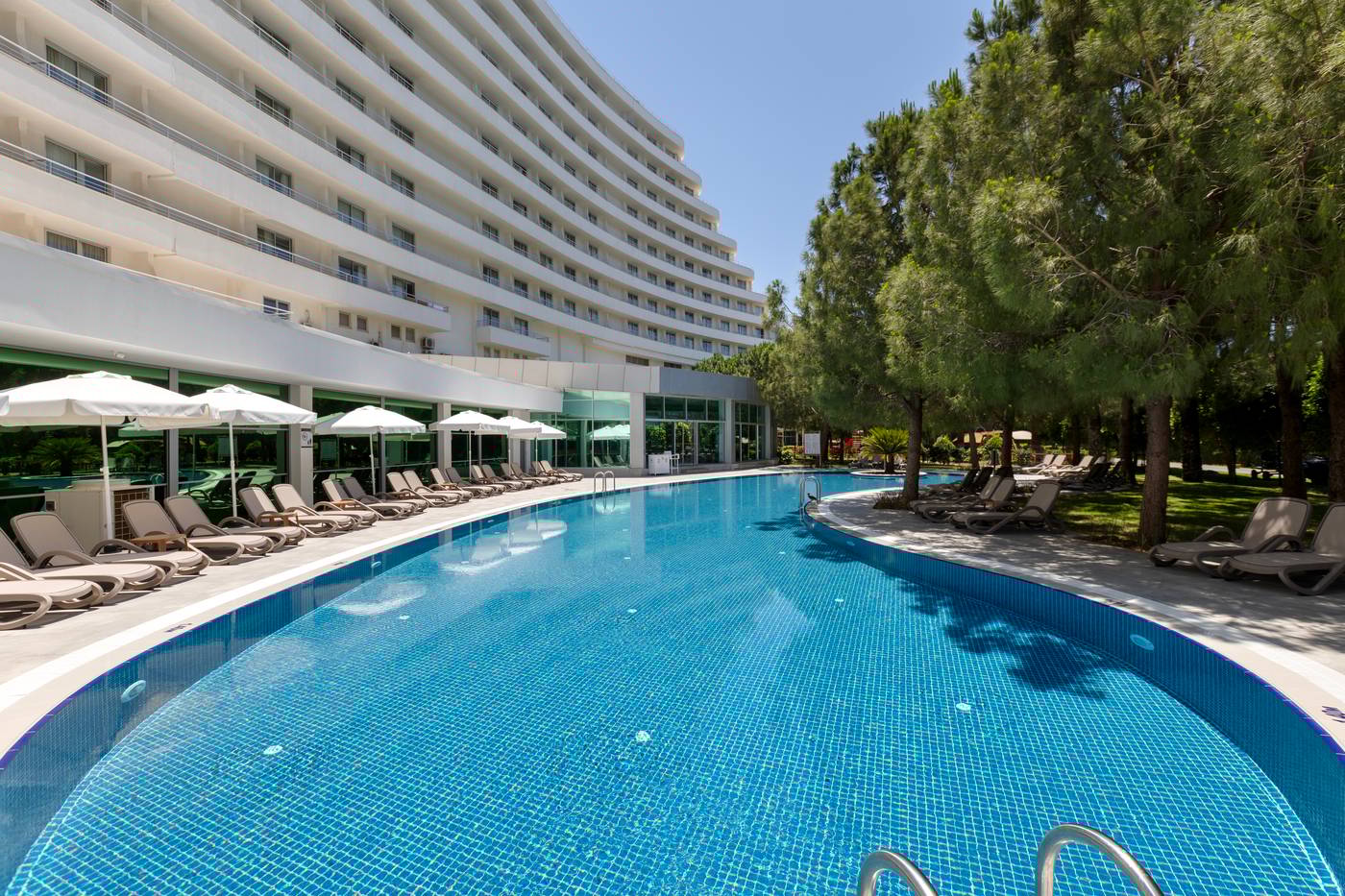 Miracle Resort Hotel