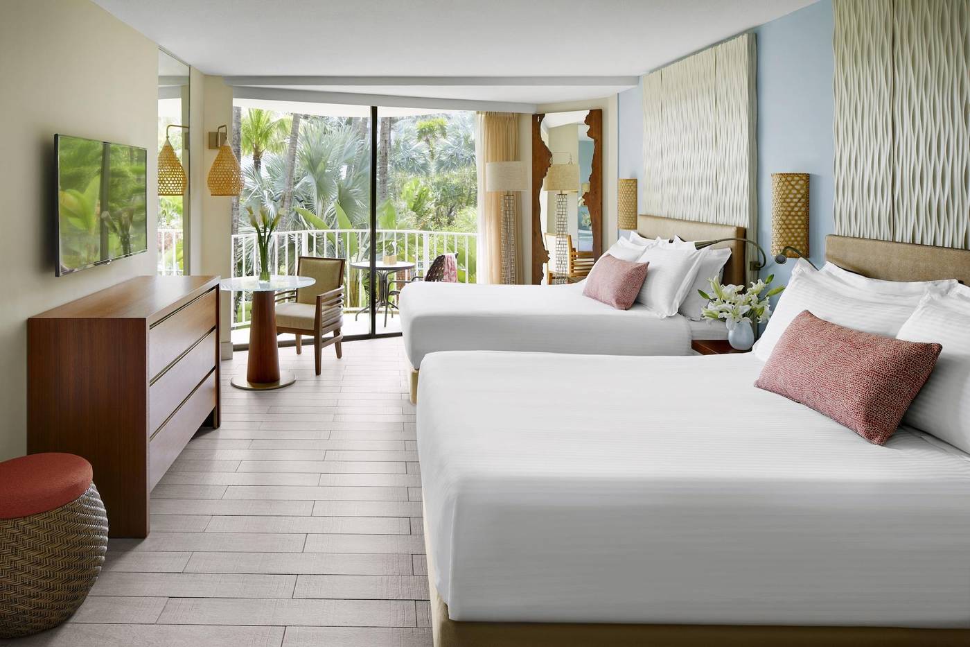 The-Coral-at-Atlantis-Room-25