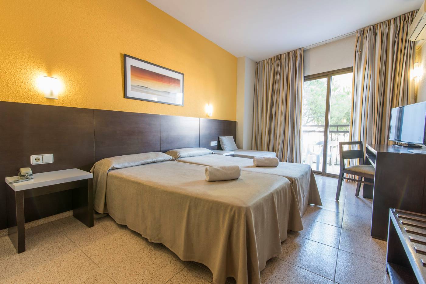 Azuline-Hotel-Mar-Amantis-Room-25