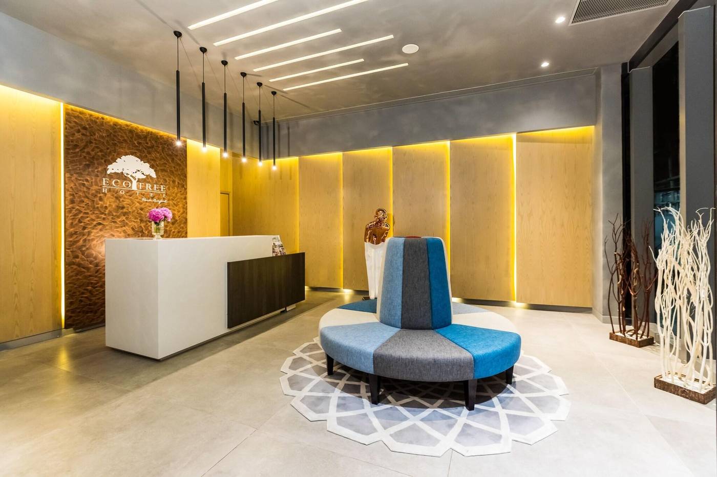 Eco-Tree-Hotel-Causeway-Bay-Lobby-1