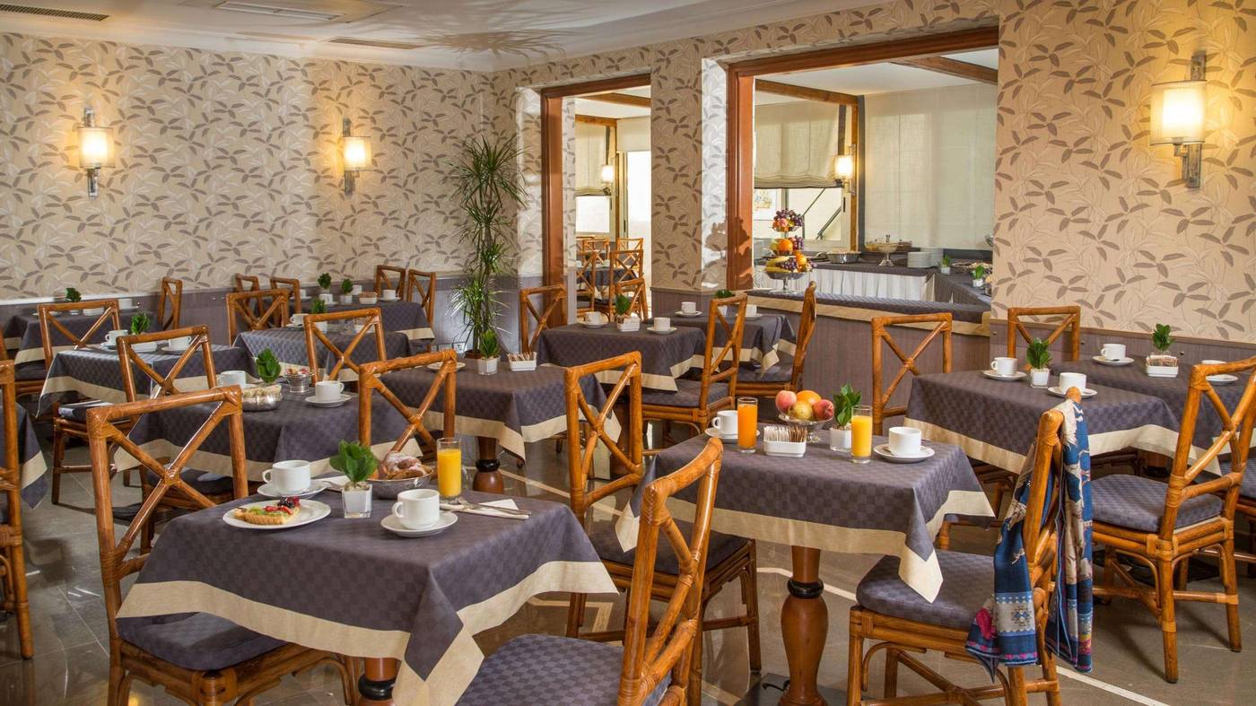 Santa-Costanza-Restaurant-22