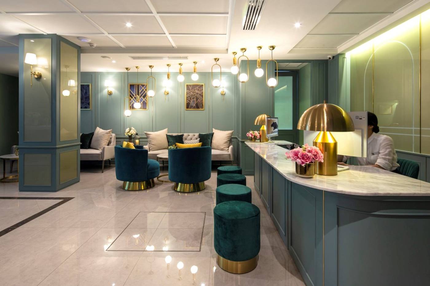 The-Mulberry-Bangkok-Hotel-Khaosan-Road-Lobby-3