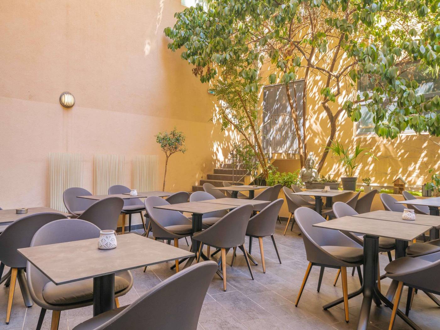 Novotel-Suites-Cannes-Centre-Restaurant-3