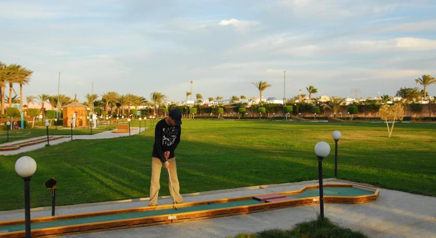 Golden 5 Diamond Beach Hotel & Resort