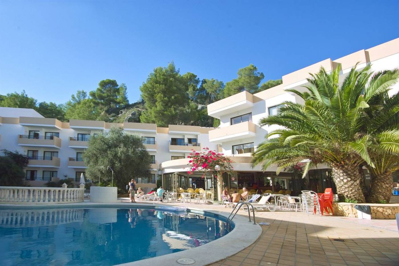 Balansat-Resort-Apartamentos-Pool-5