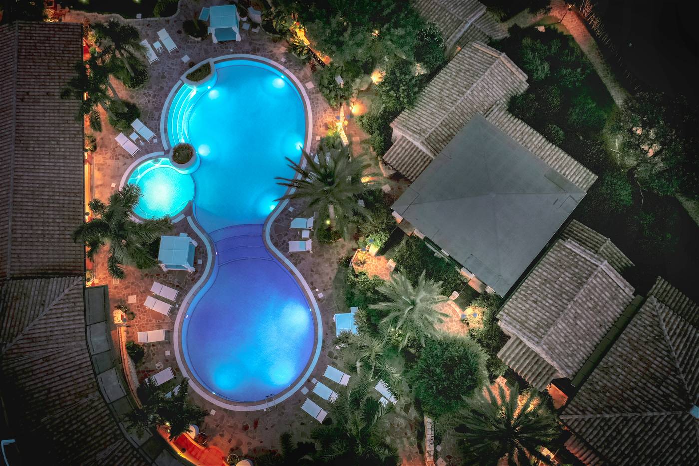 Cruccuris-Resort-Pool-32