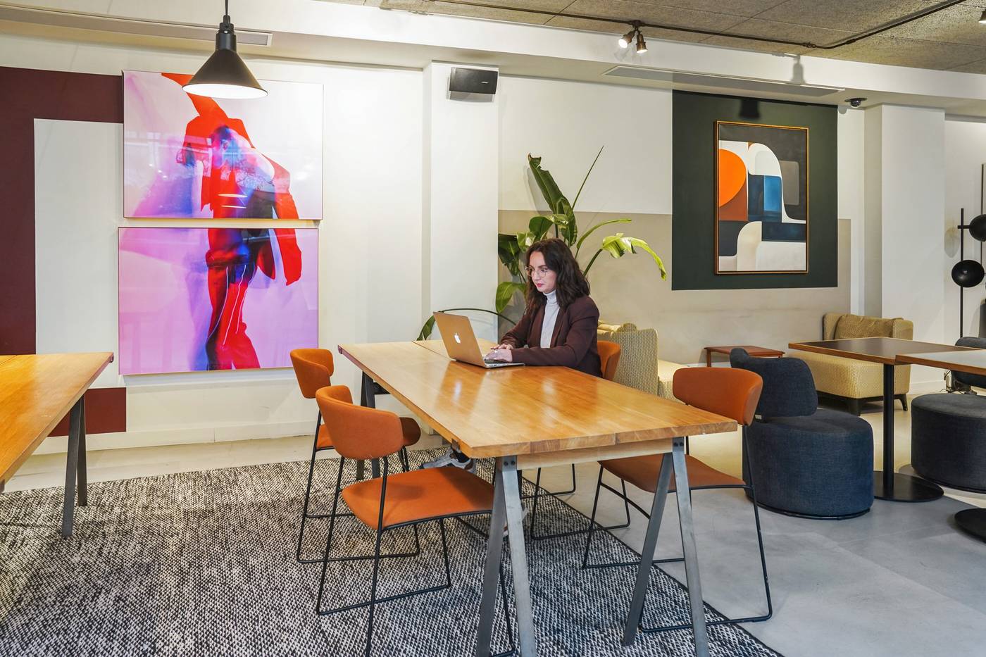 Le-Grand-Quartier-Lobby-13