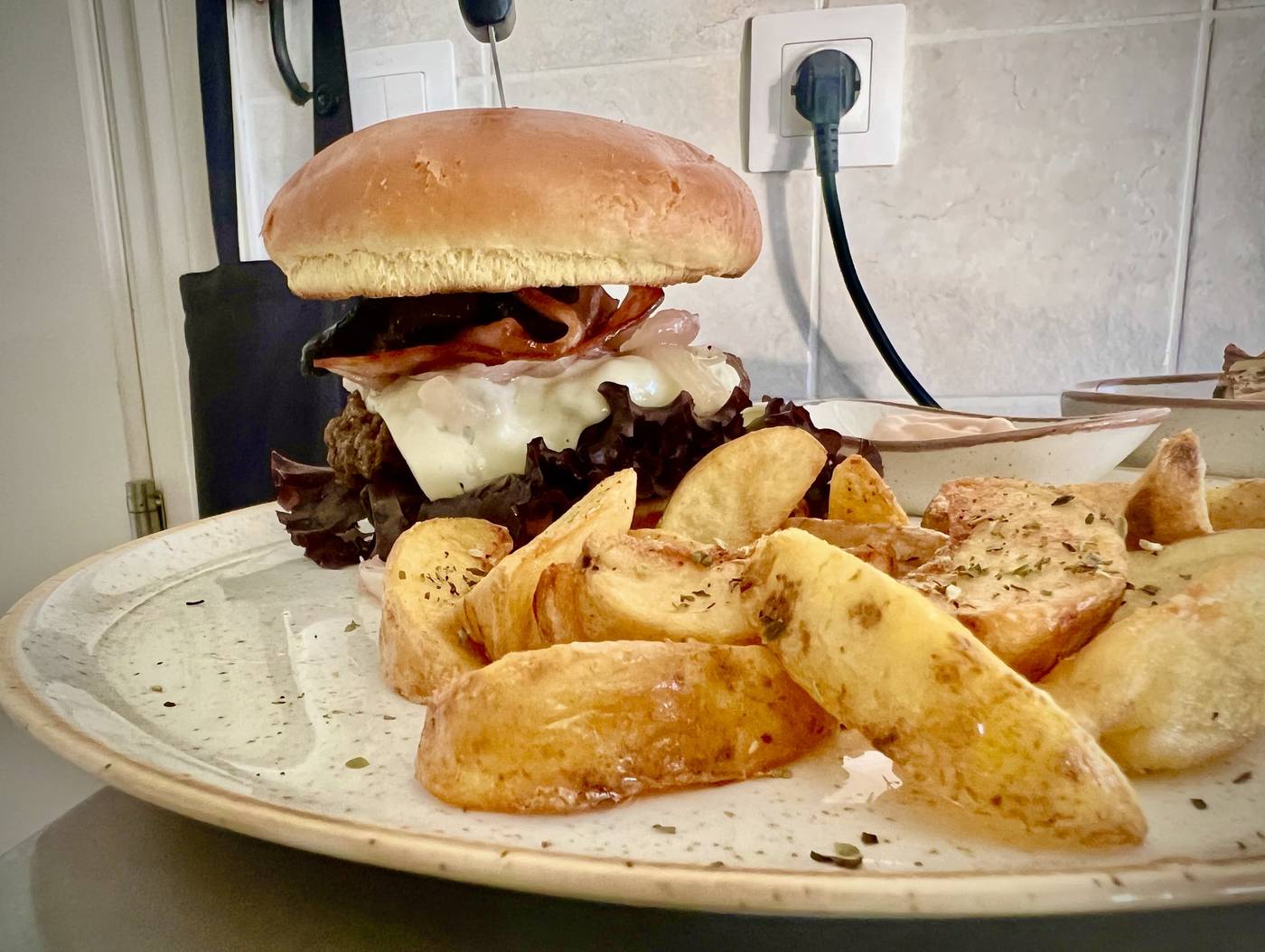 Bruskos-Hotel-and-Suites-Restaurant-39