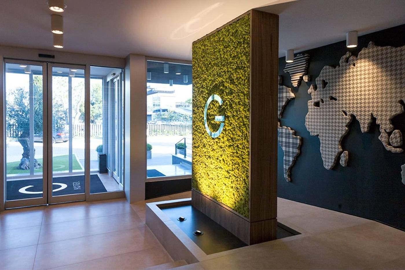 G-Hotel-Pescara-Lobby-5