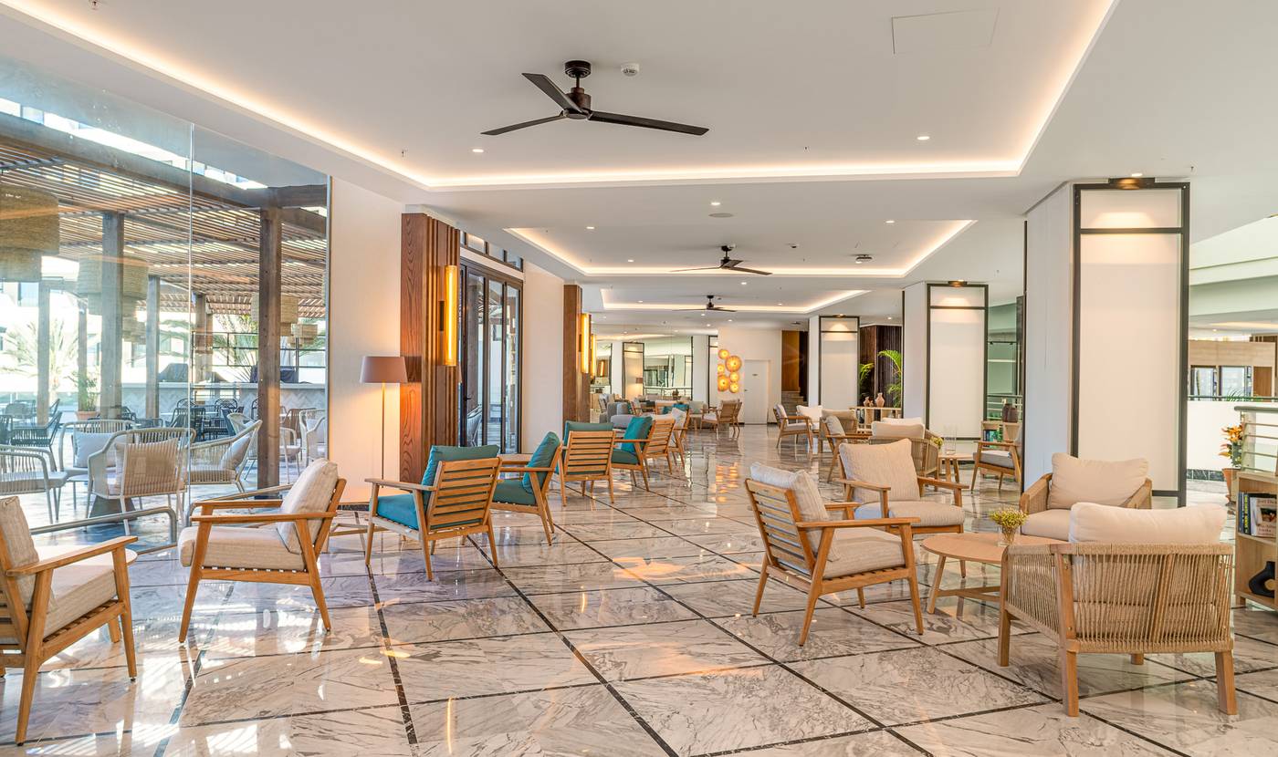 Mediterranean-Palace-Hotel-Lobby-33