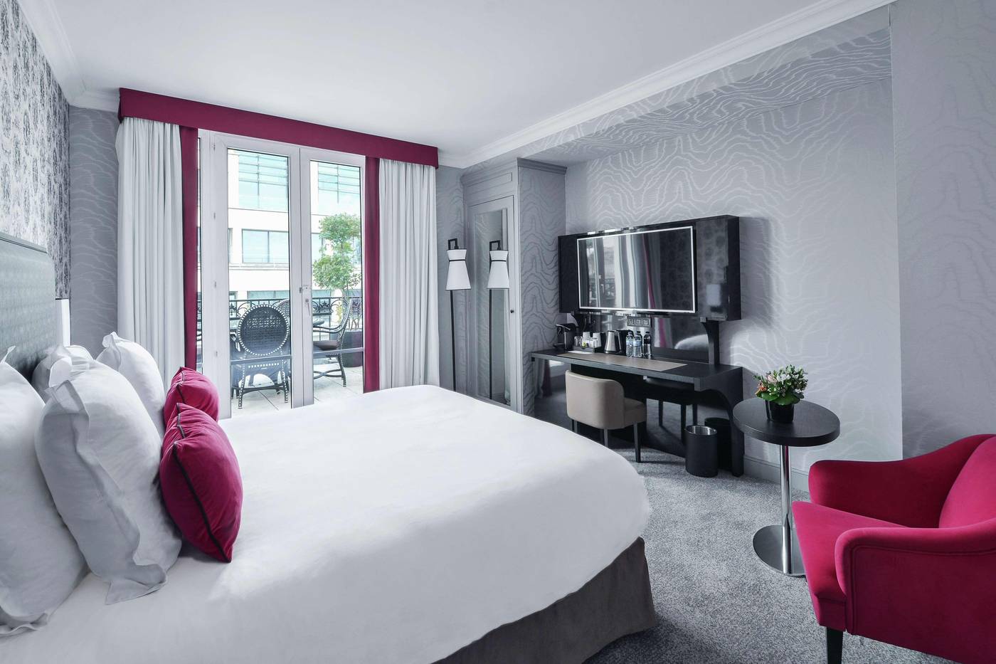 Maison-Astor-Paris--Curio-Collection-by-Hilton-Room-18