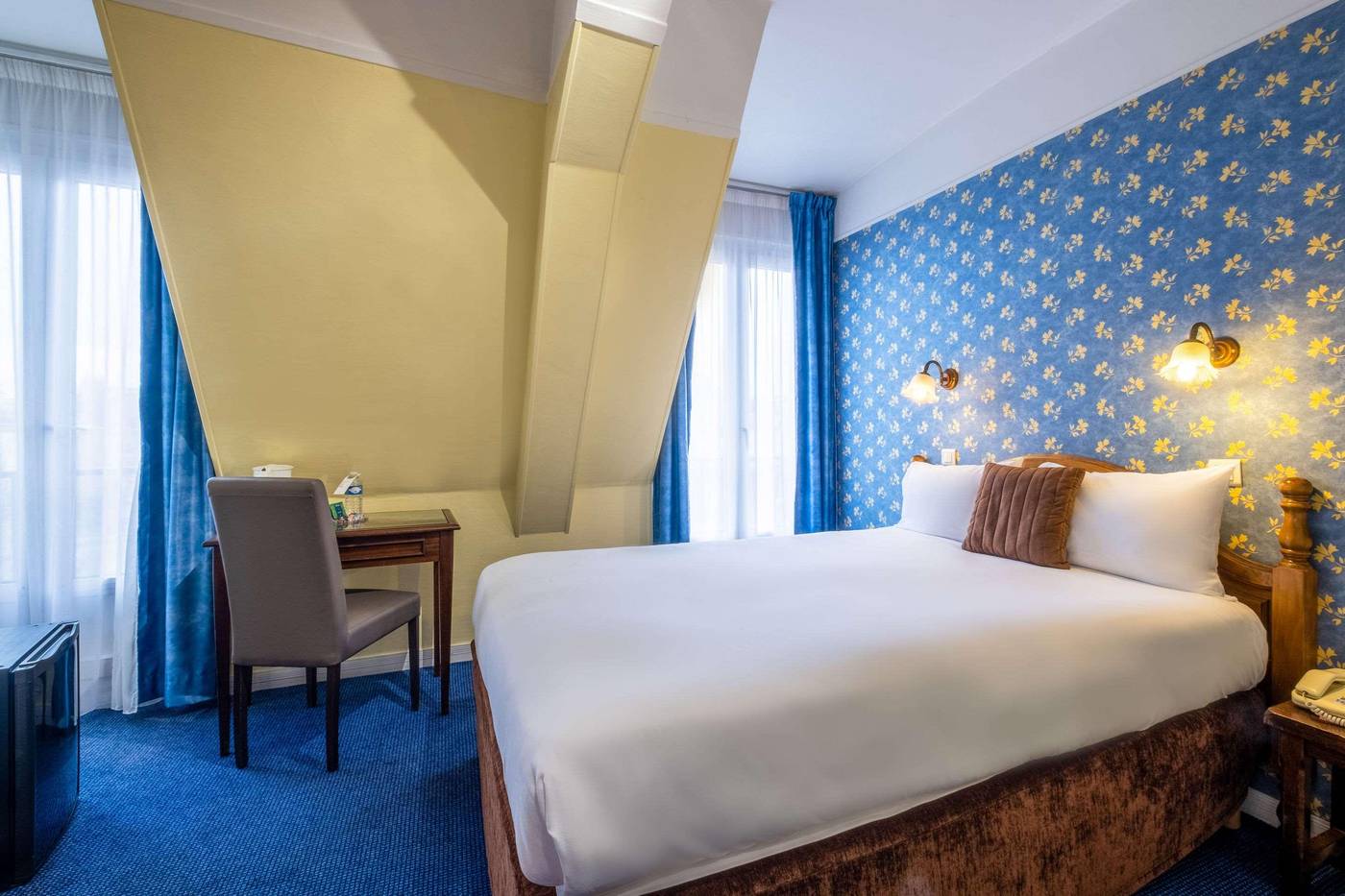 Abaca-Messidor-by-Happyculture-Room-17