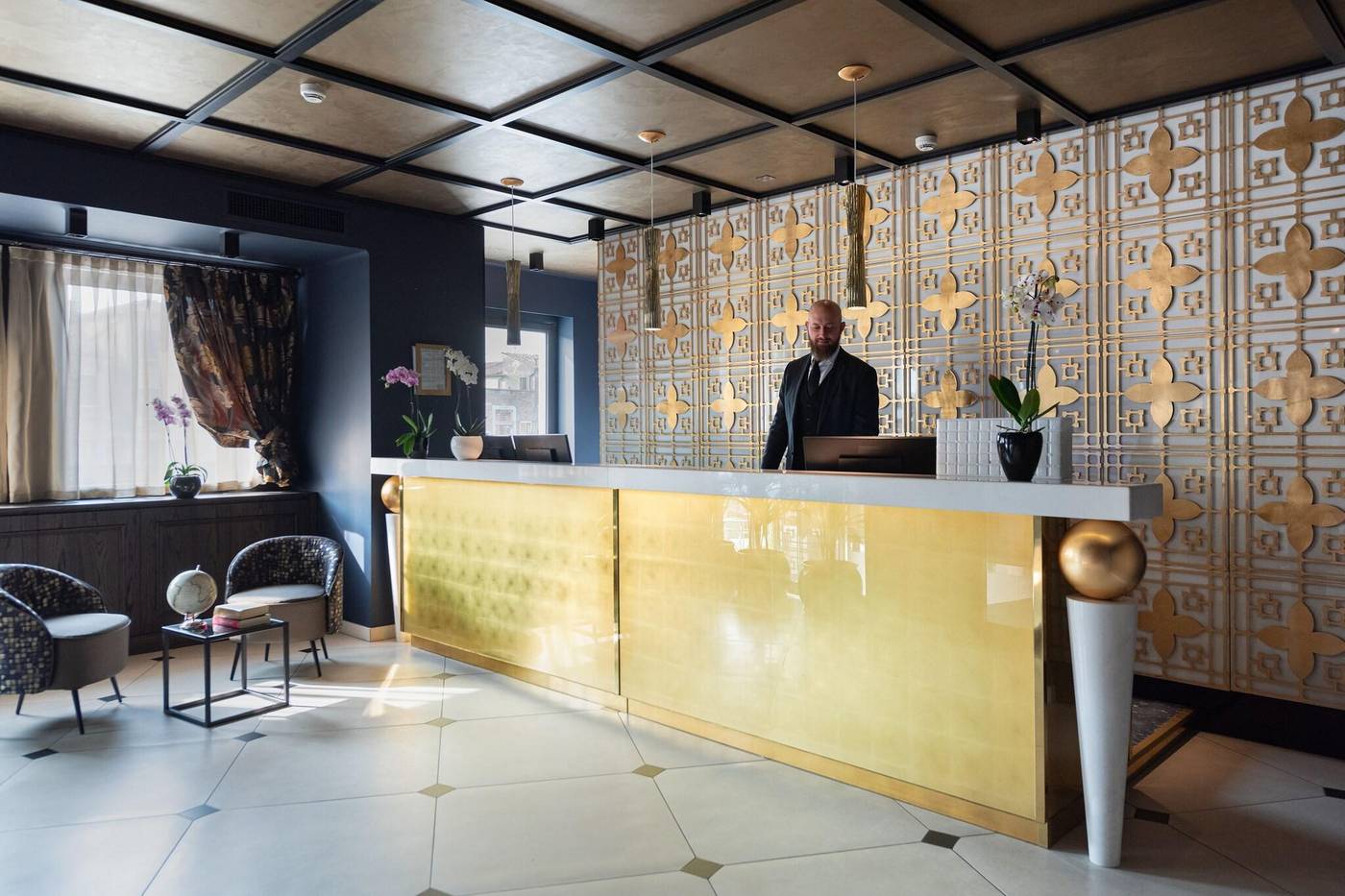 Carnival-Palace-Lobby-4