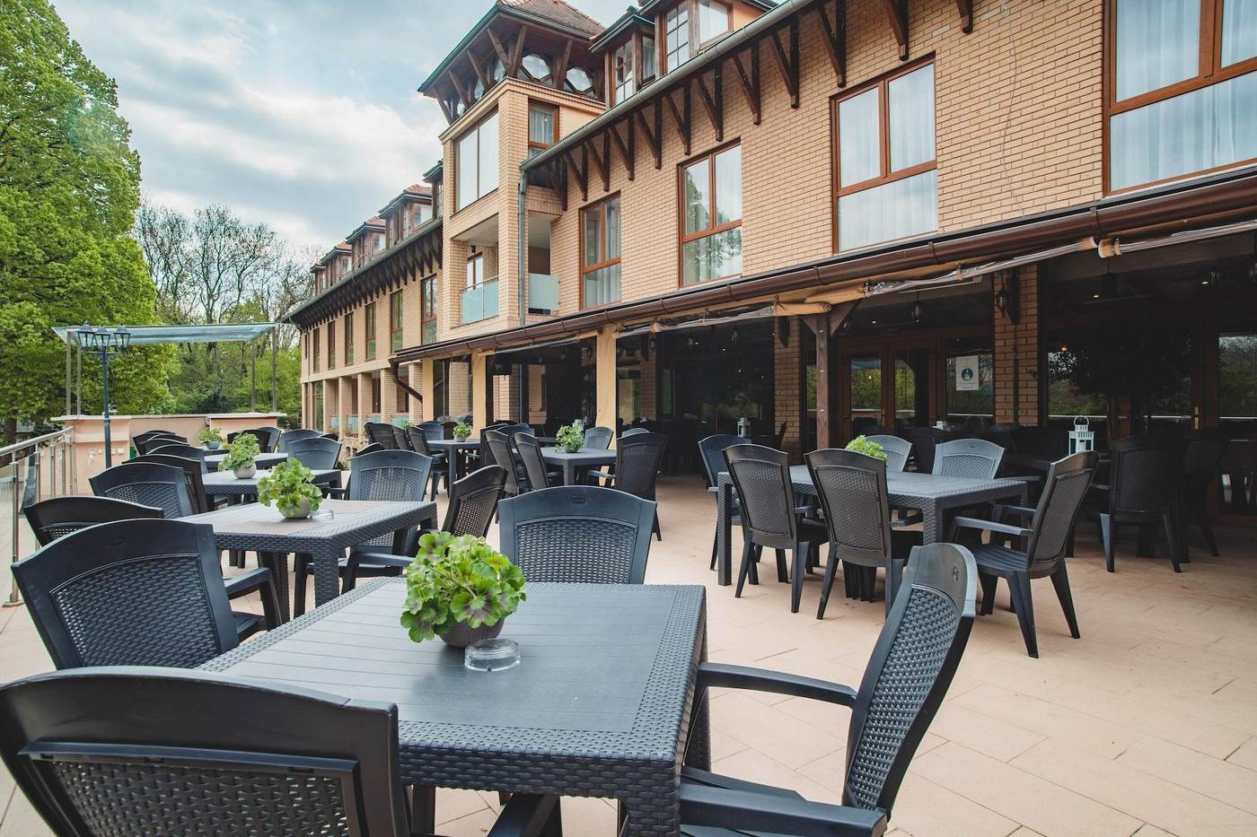 The-Hotel-Unforgettable---Hotel-Tiliana-by-Homoky-Terrace-4