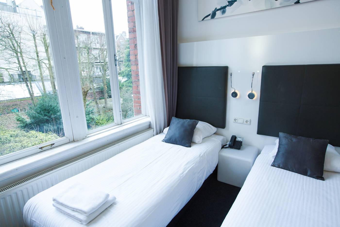 Hotel-Vossius-Vondelpark-Room-9