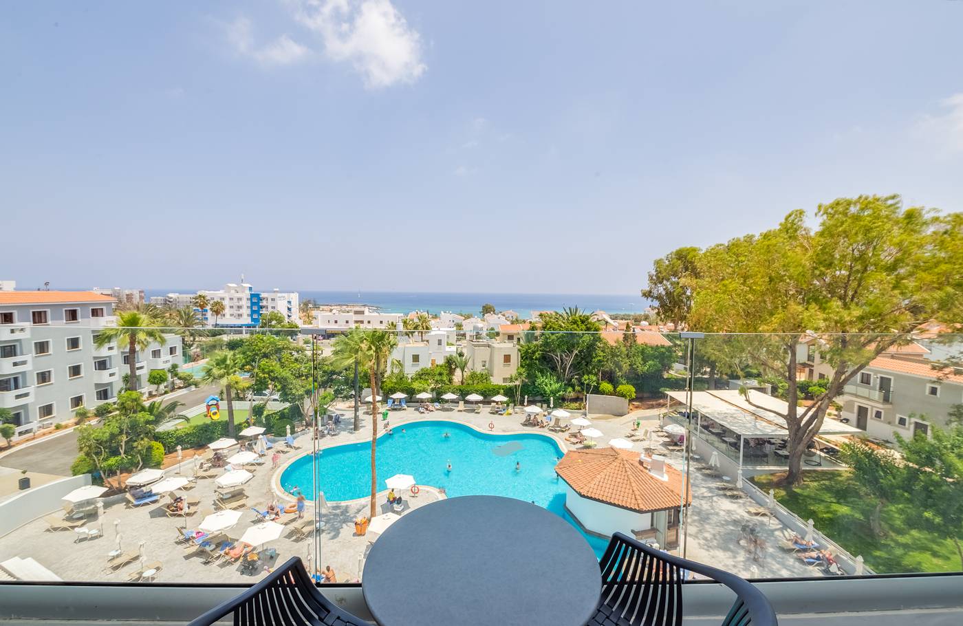 Narcissos Waterpark Resort