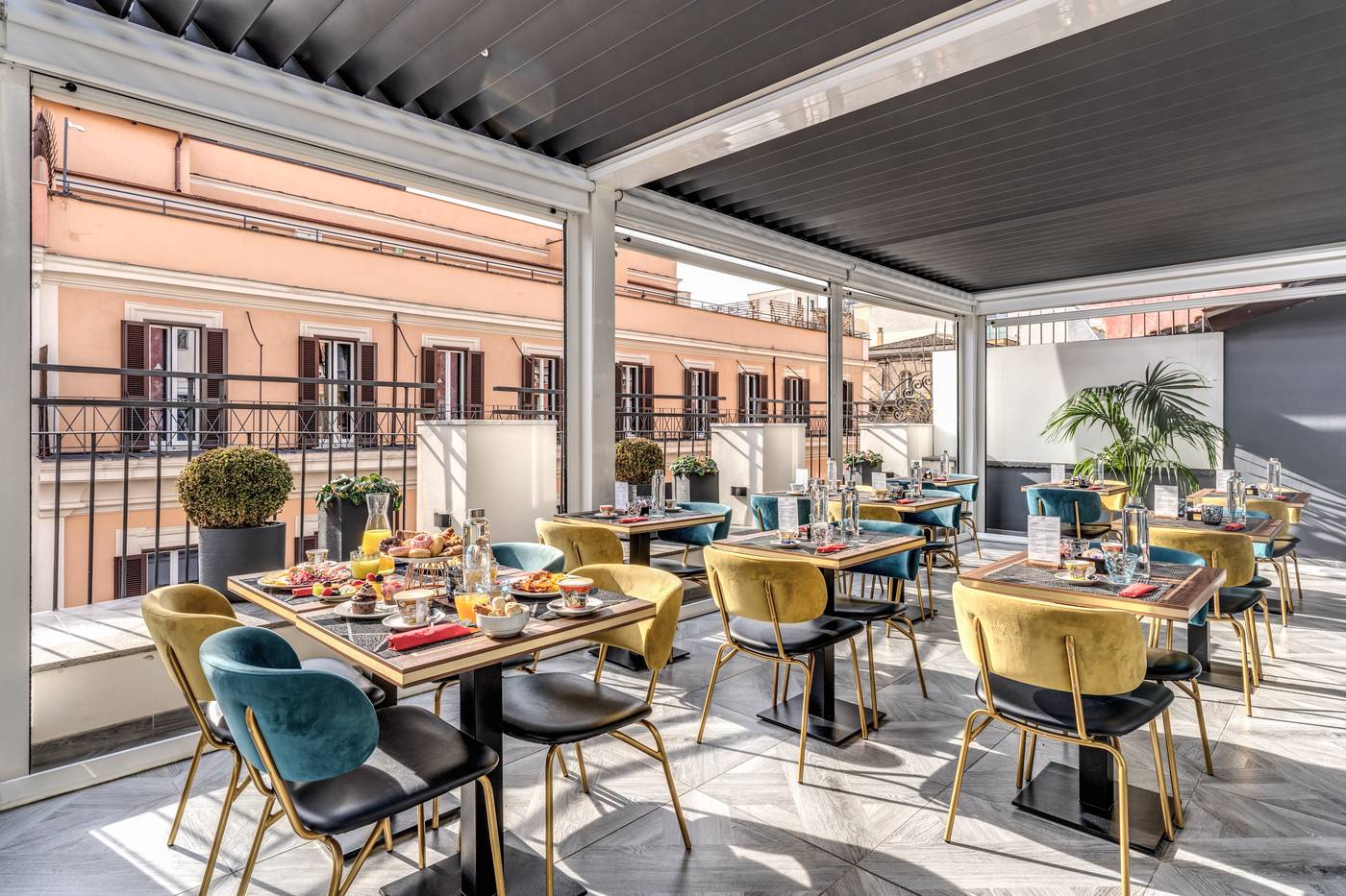 CC-Palace-Hotel-Bar-1