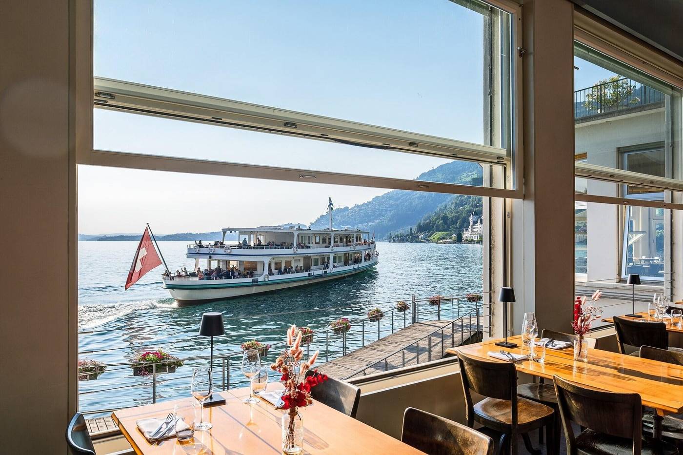 Terrasse am See-Switzerland-VITZNAU -Restaurant-6