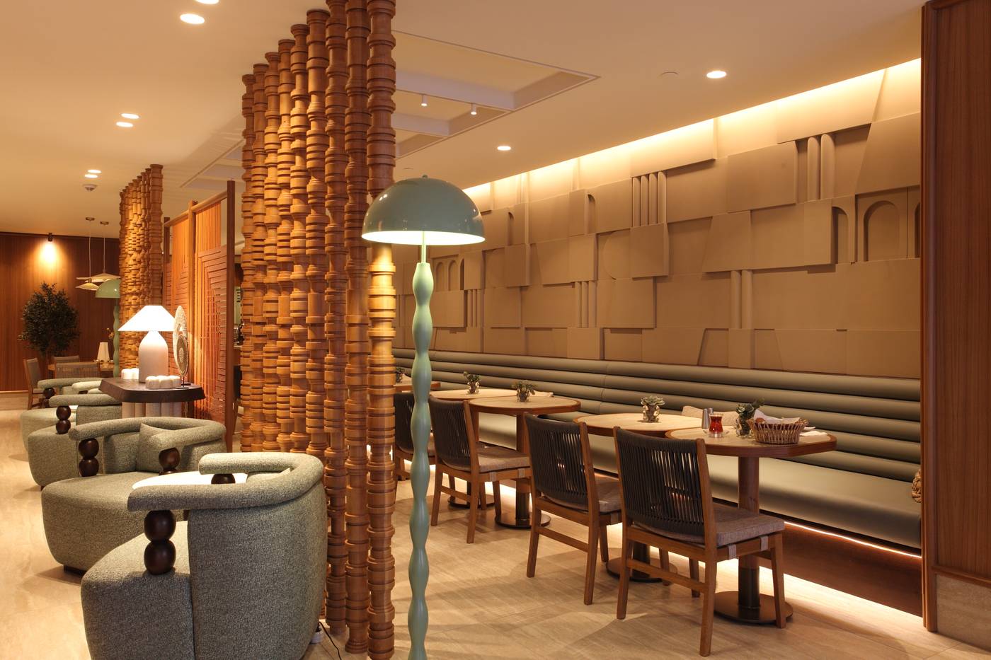 Housez-Suites-and-Apartments-Restaurant-12