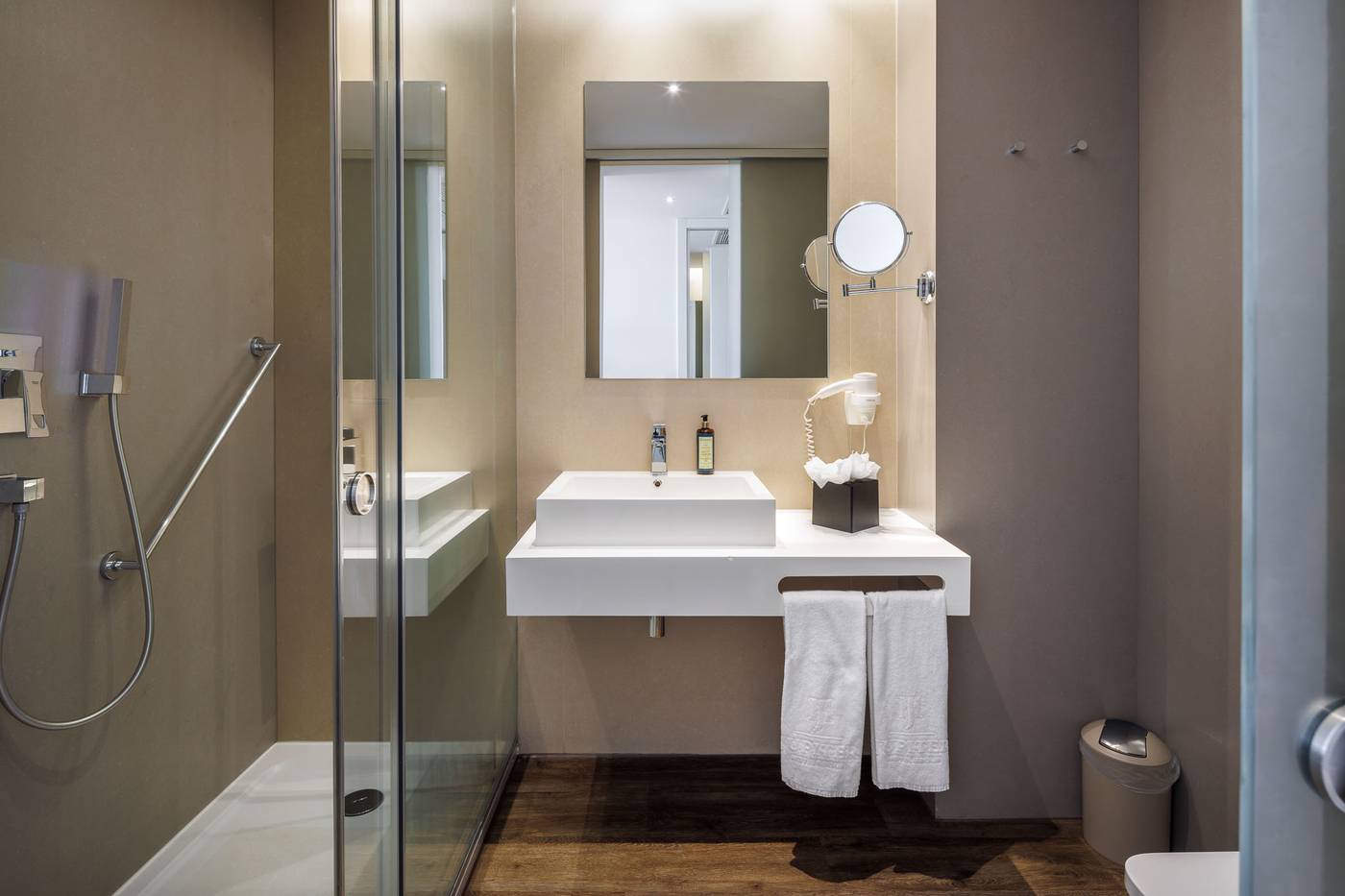 Jupiter-Marina-Hotel---Couples---Spa--Adults-Only--Room-36