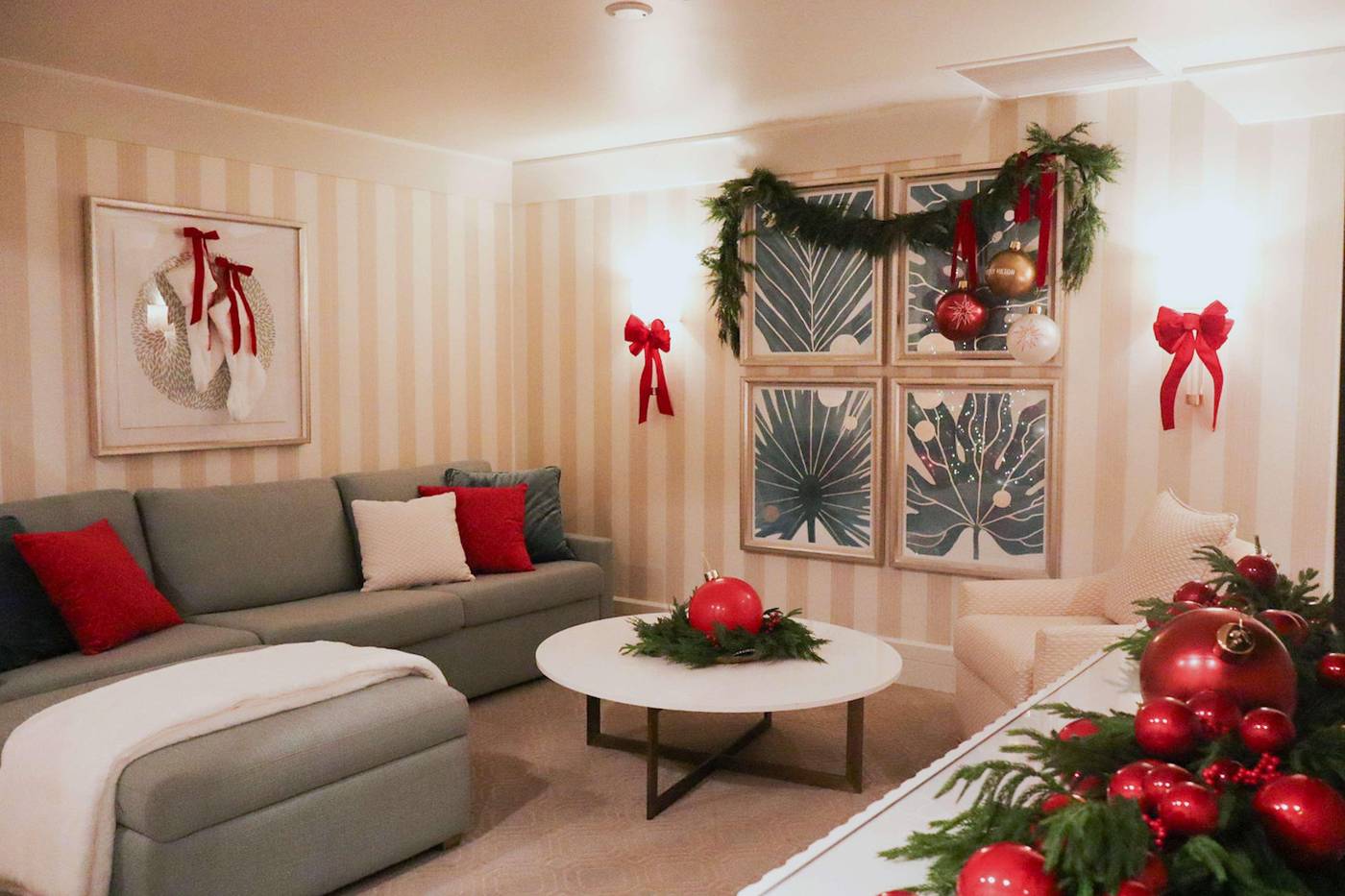 Beverly-Hilton-Room-26