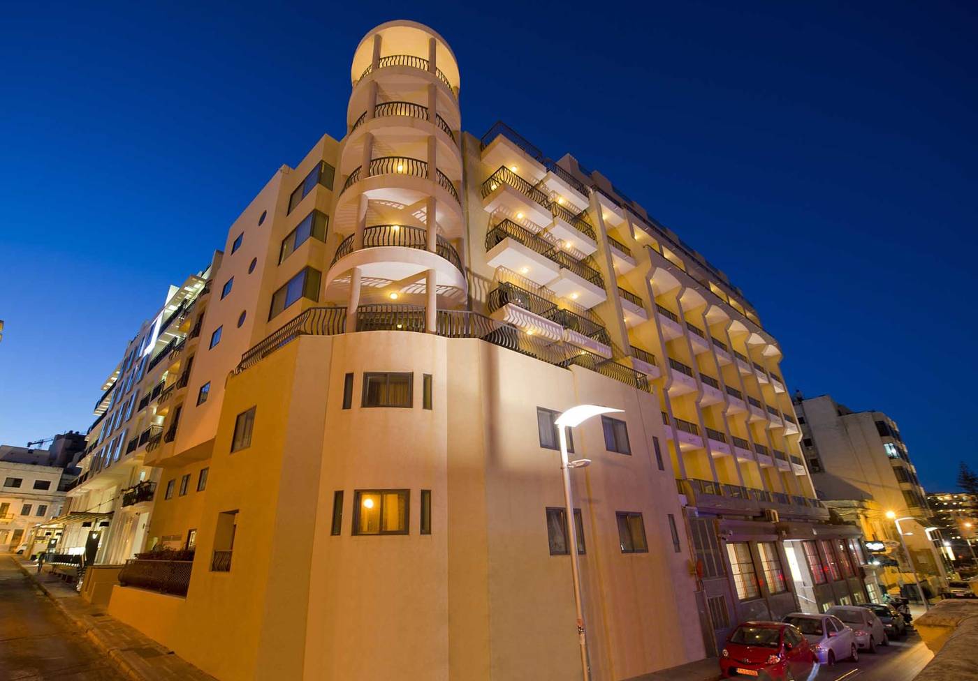 Alexandra-Hotel-General-view-4