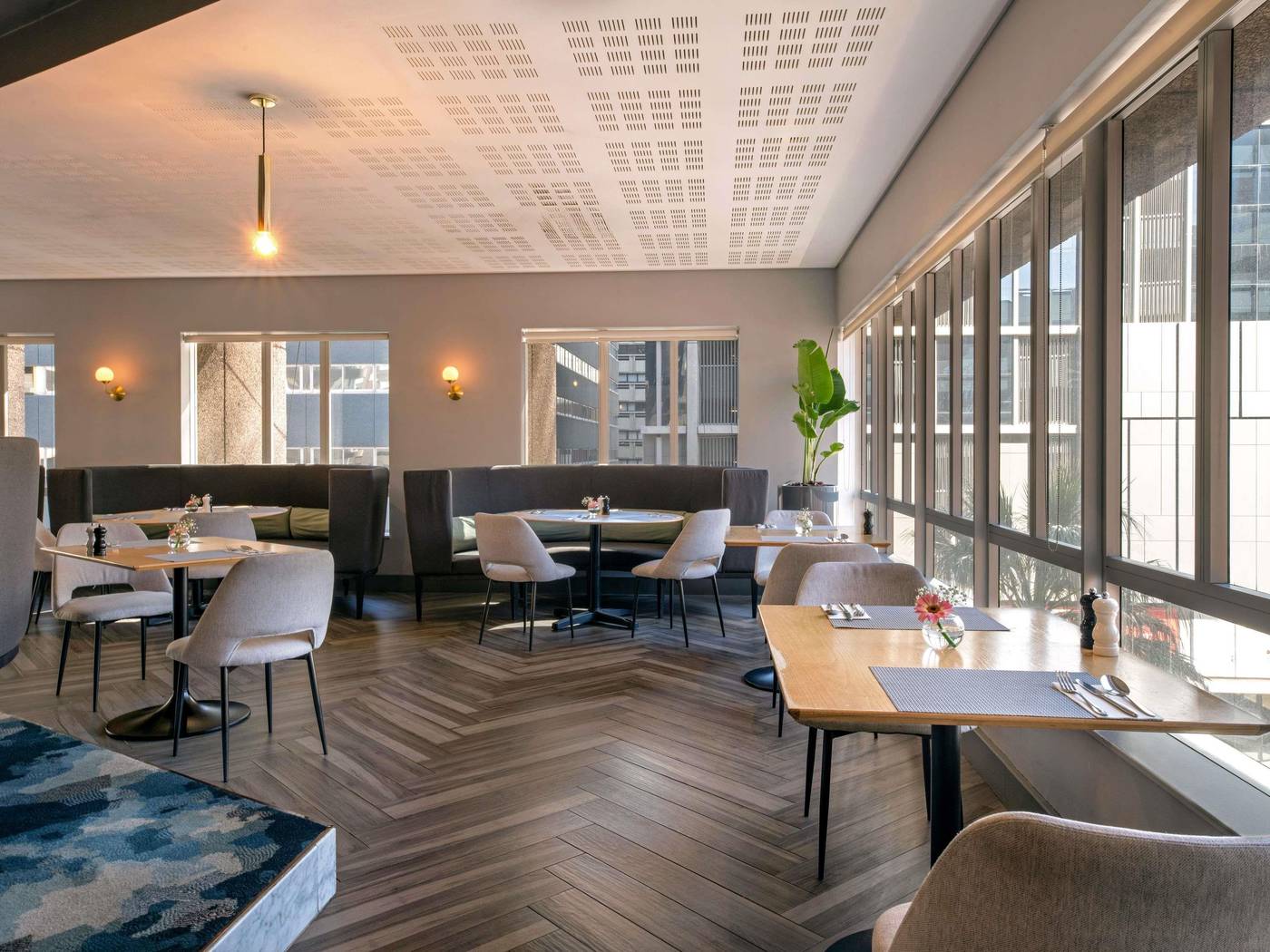 Pullman-Cape-Town-City-Centre-Restaurant-14