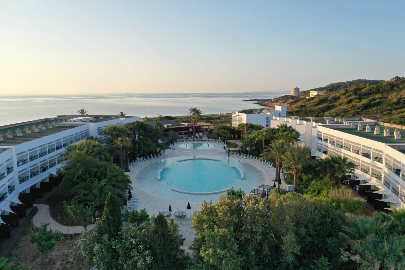 Grand-Palladium-Palace-Ibiza-Resort---Spa-Pool-8