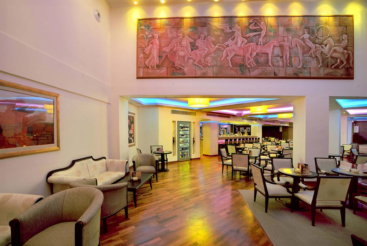 Alexander-The-Great-Hotel-Bar-51