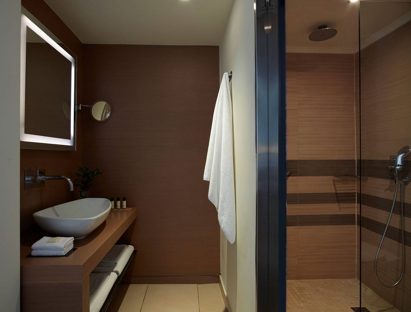 The-Ixian-Grand---All-Suites---Adults-Only--18---Room-50