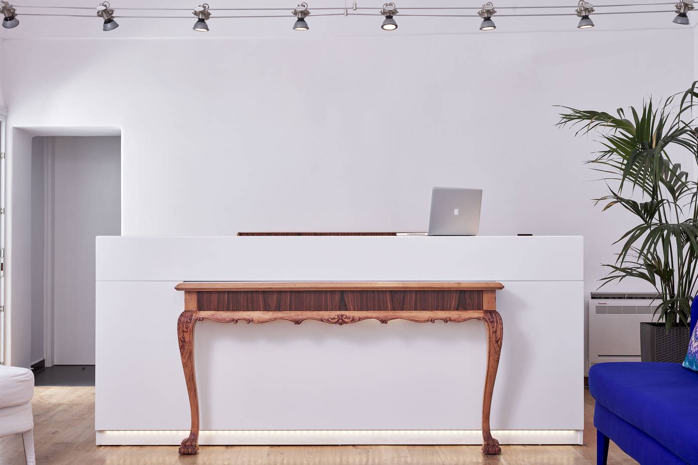 Chromata-Apartments---Adults-Only-Lobby-41