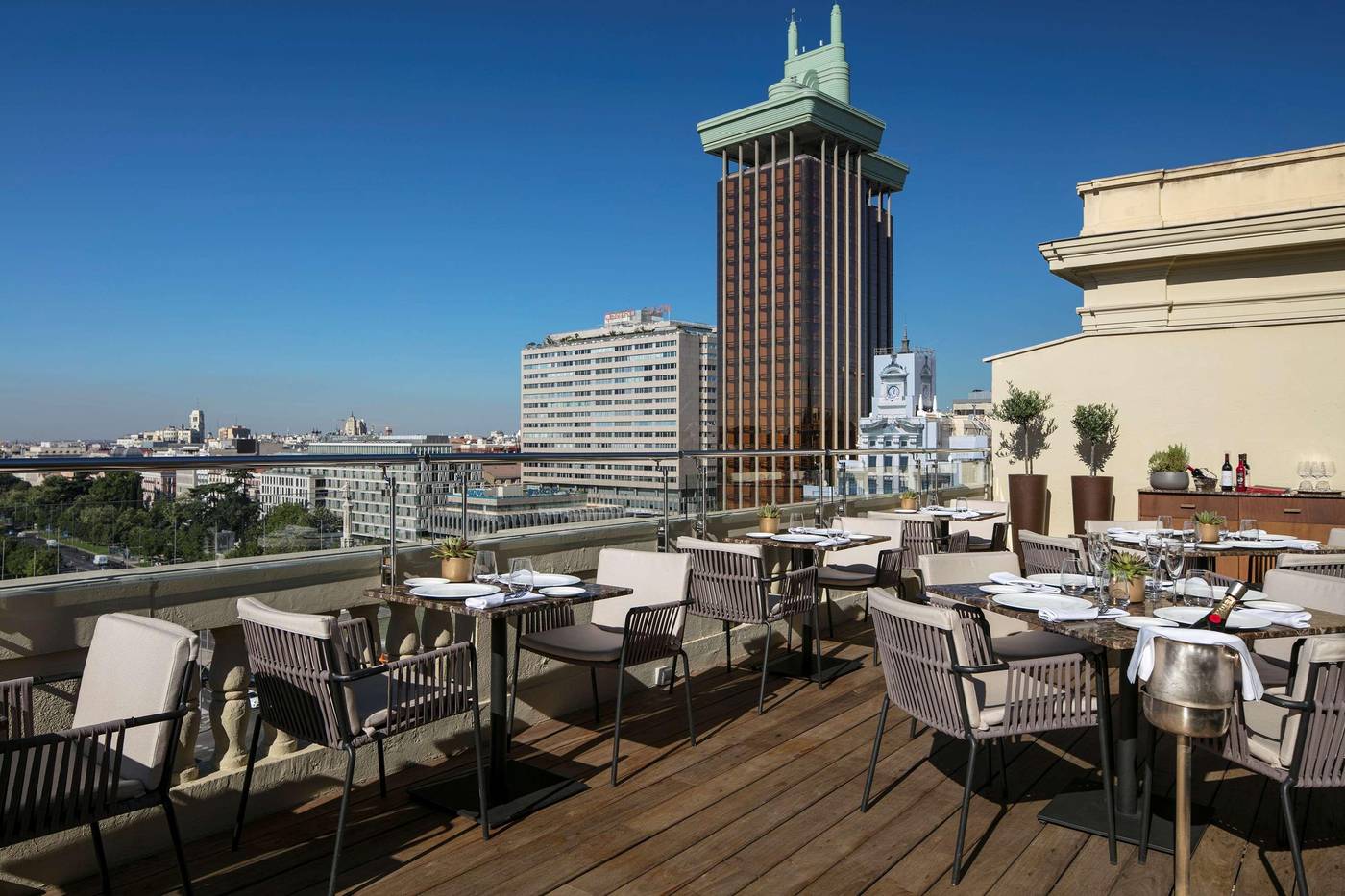 F-nix-Gran-Melia-Restaurant-68