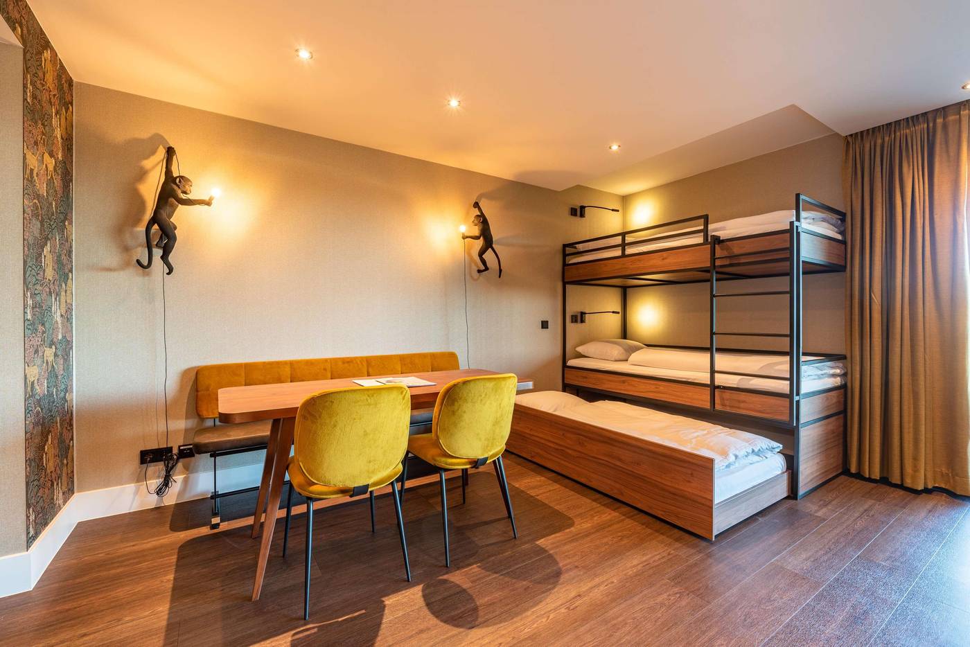 Van-Der-Valk-Hotel-Berliner-Ring-Lobby-30