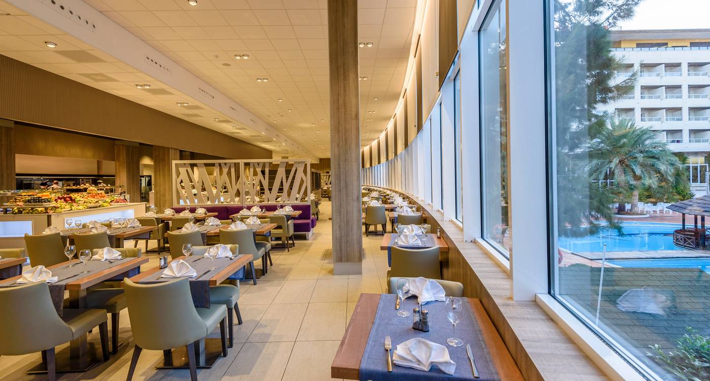 Hotel Resort & Spa Estival Park