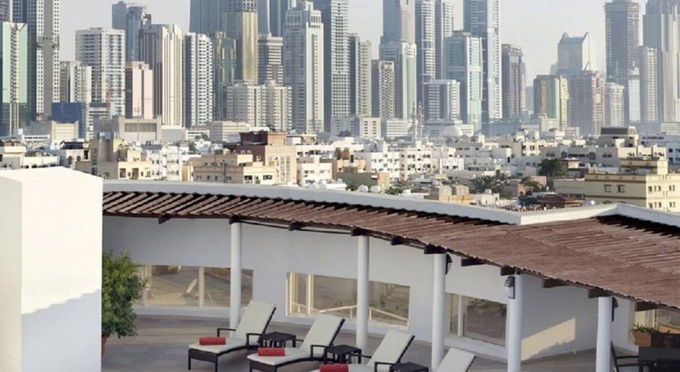 Jumeira-Rotana-Lobby-6