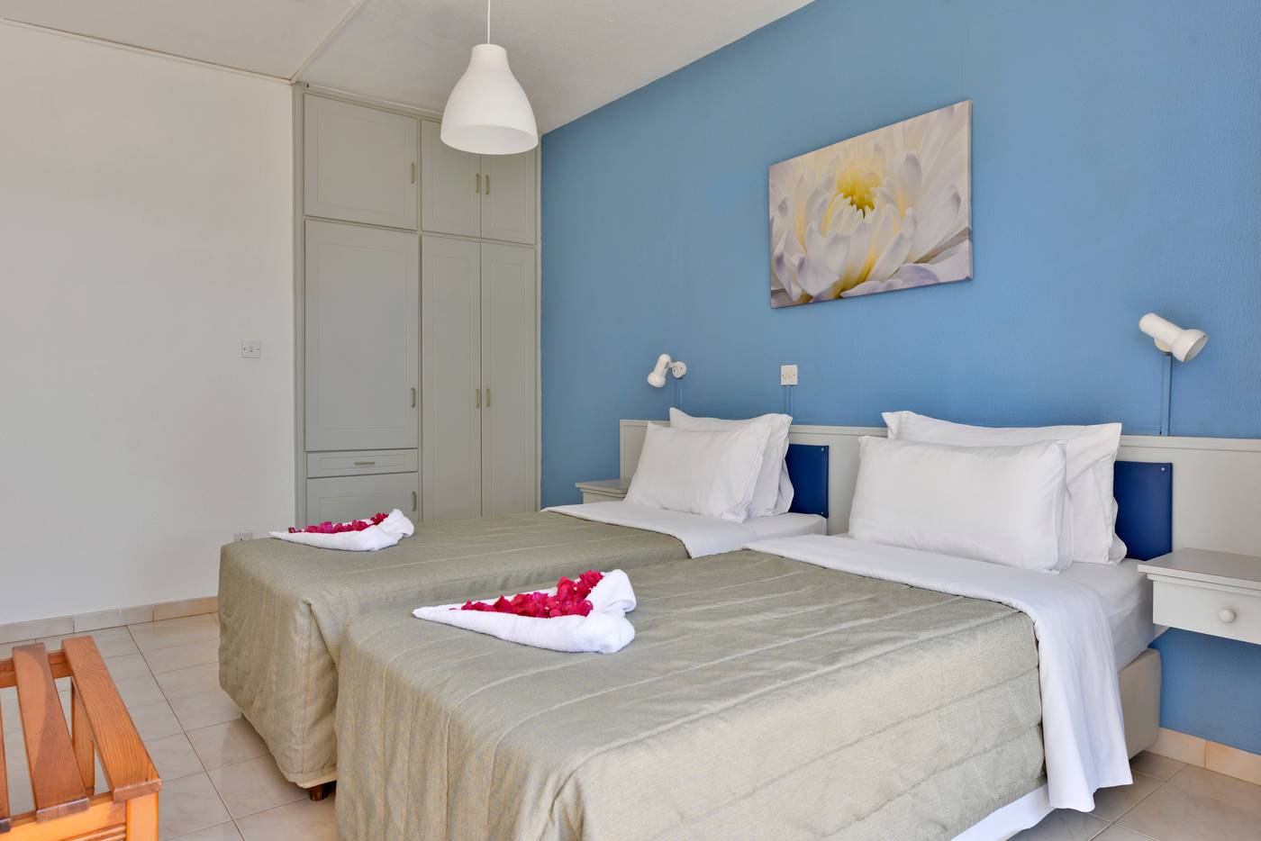 Napa-Prince-Apartments-Room-19