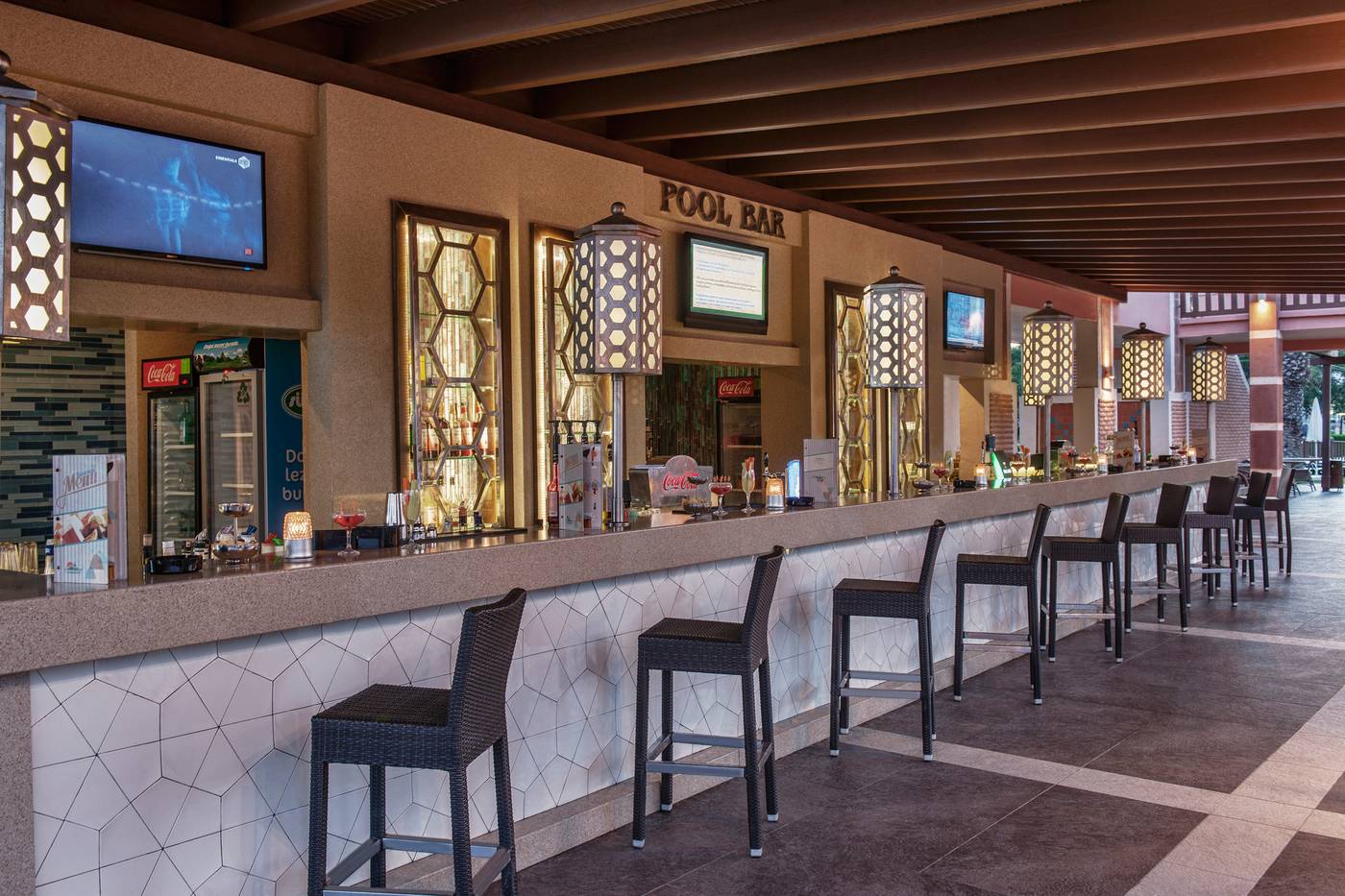 Club-Mega-Saray-Bar-66