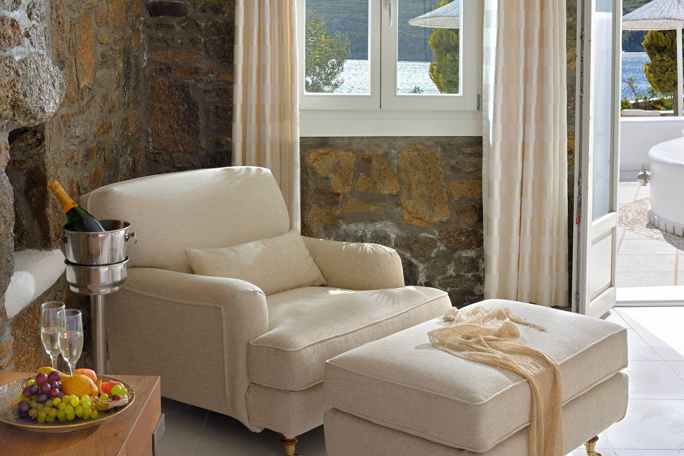 Nissaki-Boutique-Hotel-Room-77