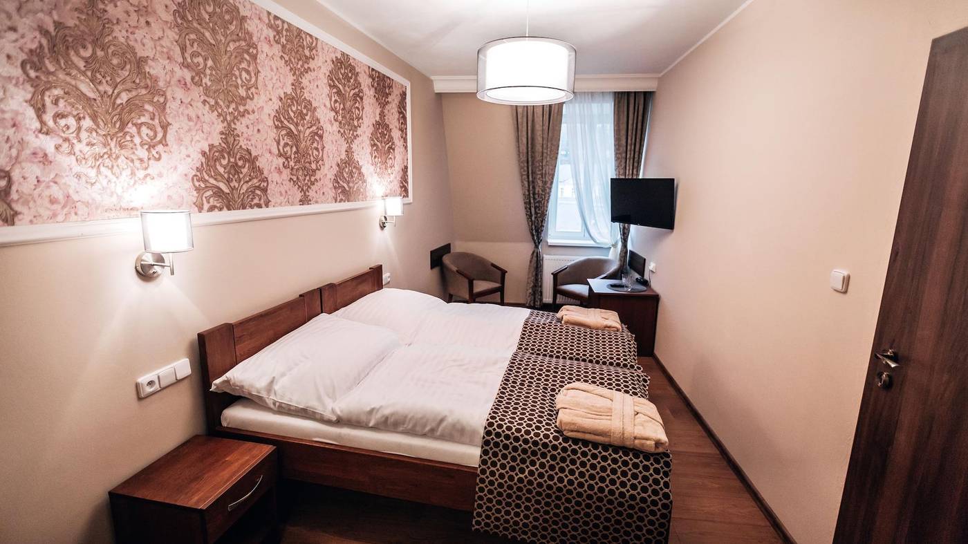 Star Hotel-Czech Republic-KARLOVY VARY-General view-1